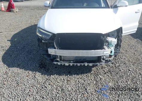 2018 Audi Q3 2.0T Premium/2.0T Sport Premium z USA, uszkodzony, nr VIN WA1JCCFS8JR007761